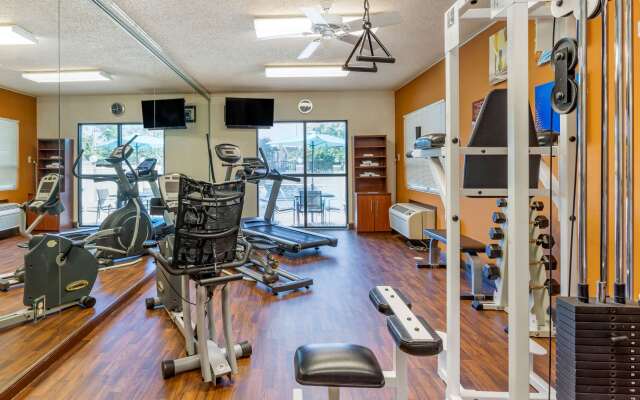 Comfort Suites - Near The Galleria