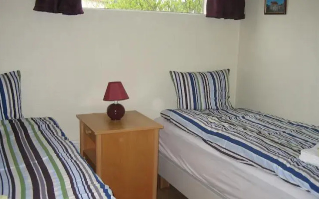 Guesthouse Hlídartún 1