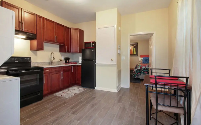 1 Bedroom Studio - 806.5