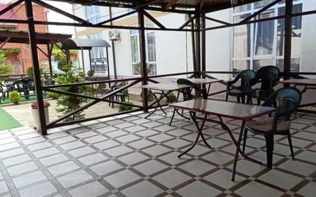 Guest House Belaya Zhemchuzhina