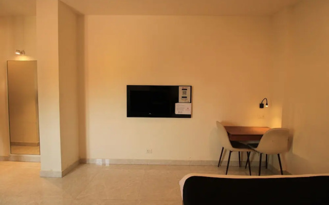 Arunaa Inn Airport Hotel, Chennai