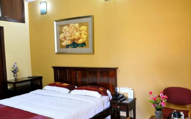 OYO 12957 Hotel Silver Plaza