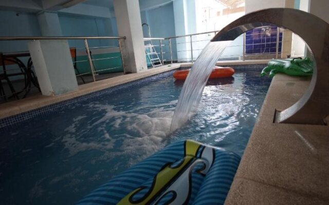 Hotel Priboy 2