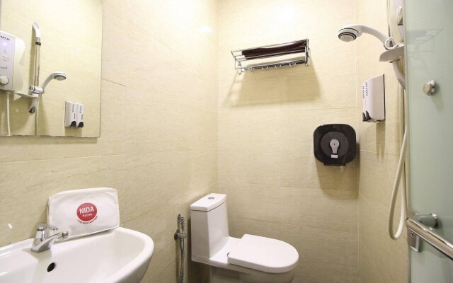 Capital O 91074 Grand World Hotel