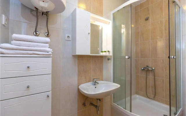 One-Bedroom Apartment with Sea View in Baska Voda