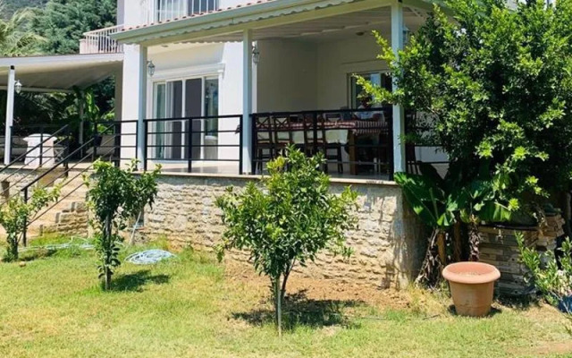 Mesudiye Villa White Apart