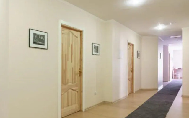 Knights Court Hostel