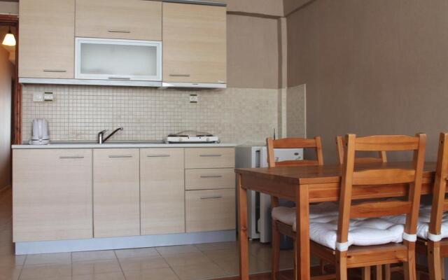 Roncalli Suites