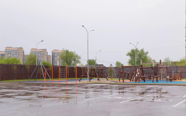 Саквояж на улице Авиаторов 3