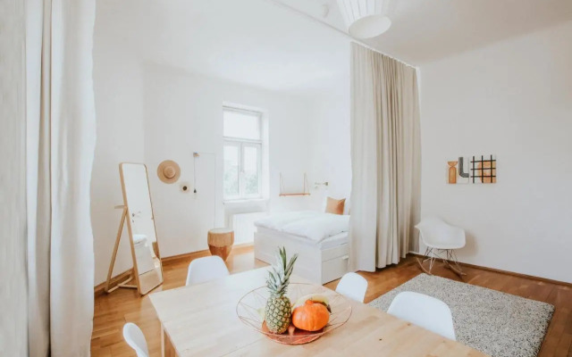 Central Design-Apartment next to Belvedere Castle