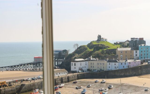 2 Beachtop Court Apartments