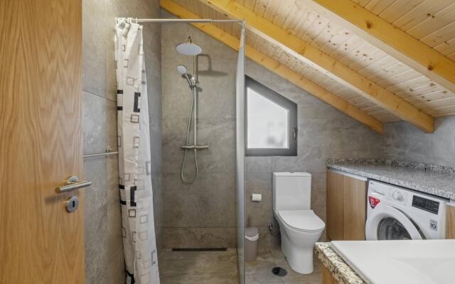 Salsa s Country House I by Madeira Sun Travel