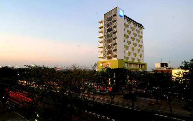 Hotel Dafam Pacific Caesar Surabaya