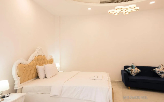 White Diamond Hotel