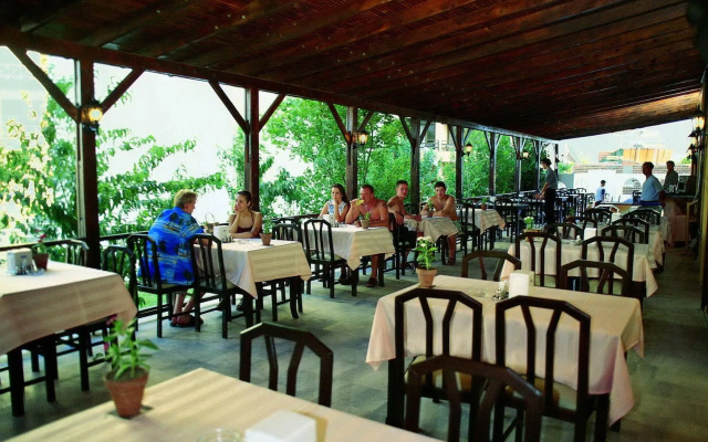 Aegean Park Hotel