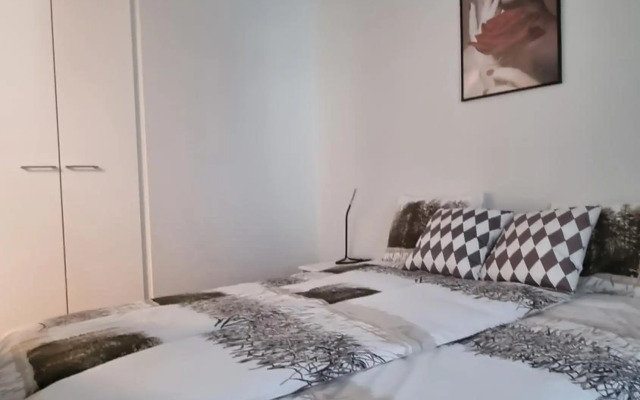 First Class-Annankatu