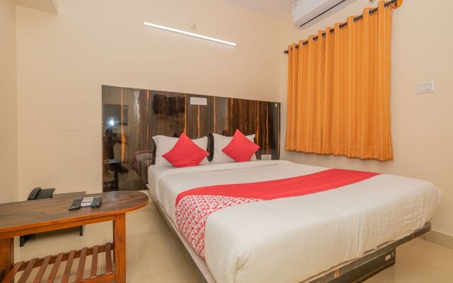 OYO 28778 La Melodie Inn