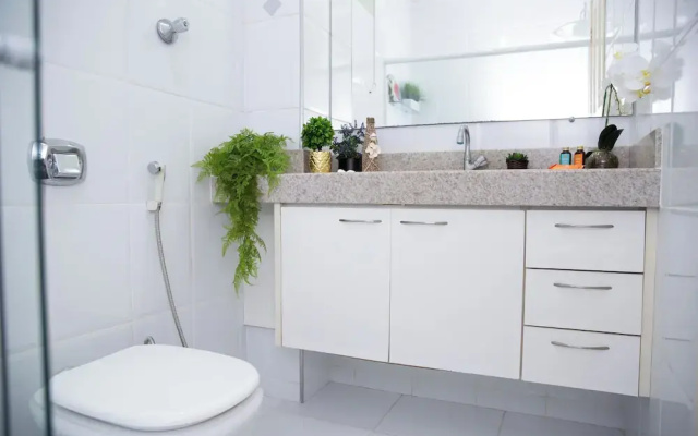 20 m from the beach in the center of Guarapari - Brazilian Corner