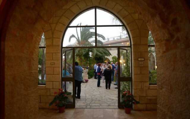 St. George’s Cathedral Pilgrim Guesthouse – Jerusalem