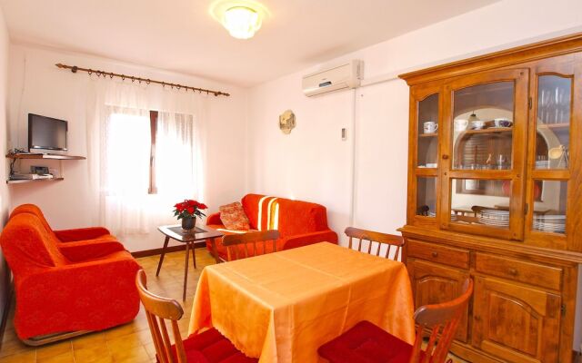 Apartments Biskupije 940