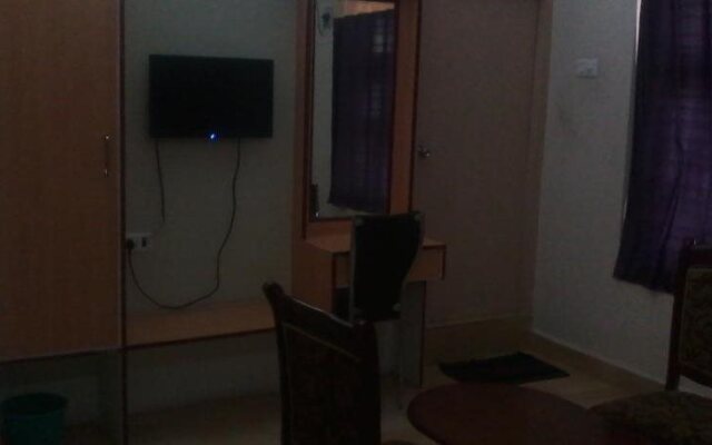 Hotel Pasuparthy Residency