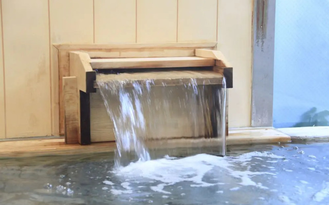 Poka Poka Onsen Hotel