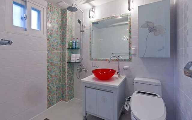 Ganghwa Olze Spa Pension