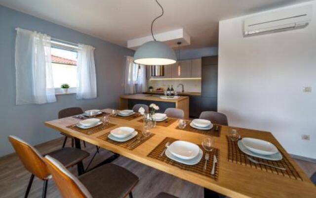 Luxury Villa Loma 2