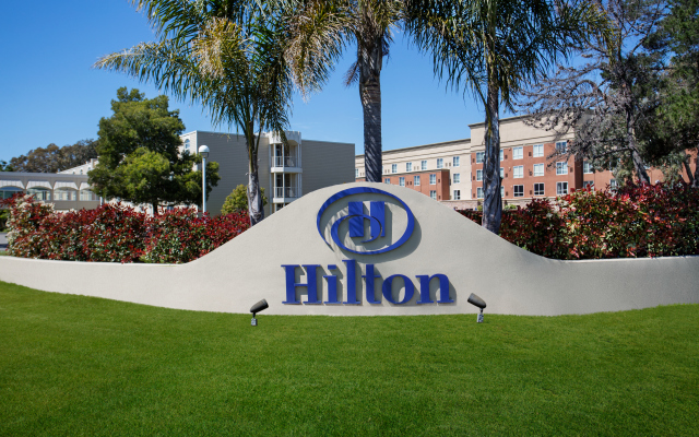 Hilton Oakland Airport