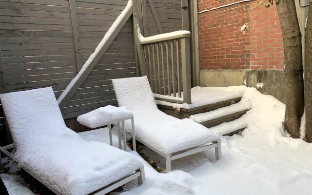 Studio in Ville-marie, Montréal, With Furnished Garden and Wifi