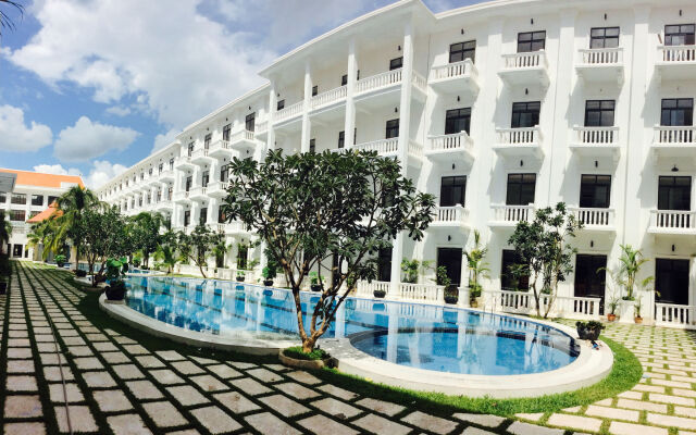 Apsara Palace Resort & Conference Center