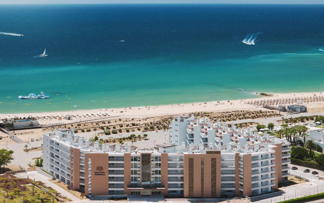 Dom Pedro Residences