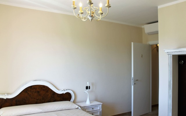 Villa Malvasio Elegant Retreat in Sassari with Private Jacuzzi Room
