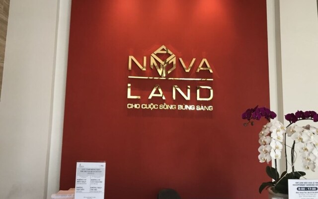 Sunrise City by Jenny Homes