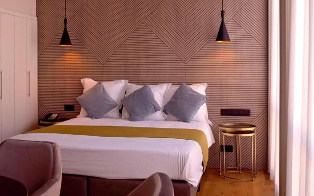 Flanders Hotel