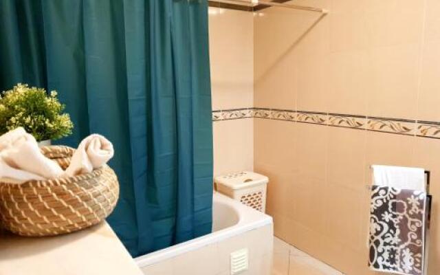 DOWNTOWN-Guest House