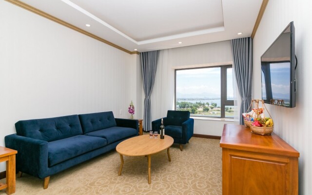 Navy Hotel Cam Ranh