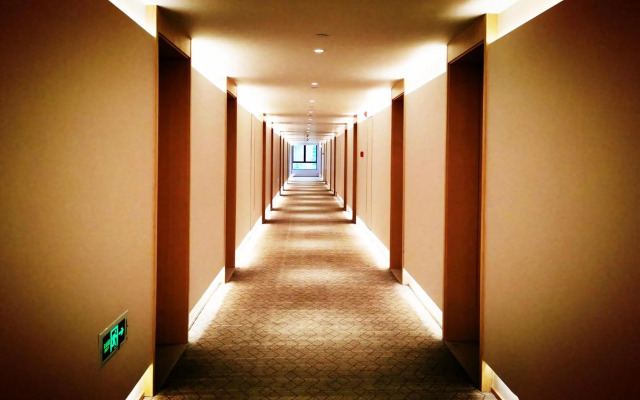 Ji Hotel (Shanghai Gucun Park Julian Road)