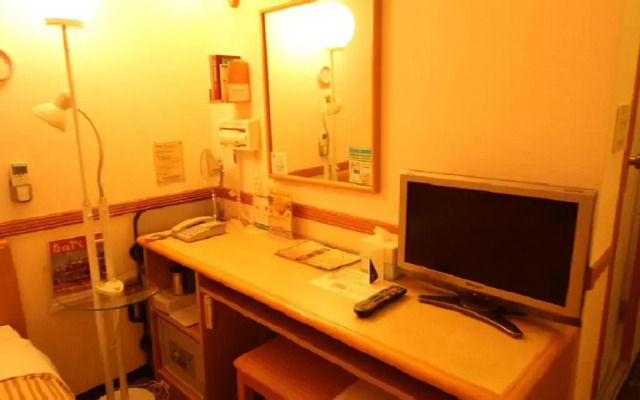 Toyoko Inn Tokyo Tameike-sanno-eki Kantei Minami
