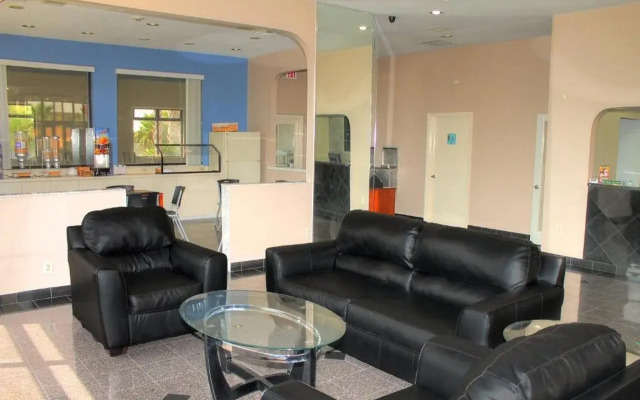 Regency Inn & Suites