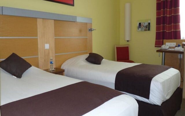 Mercure Avignon Gare TGV