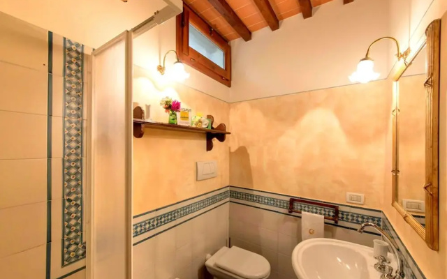 Holiday Home in Tuscany With Pool & BBQ