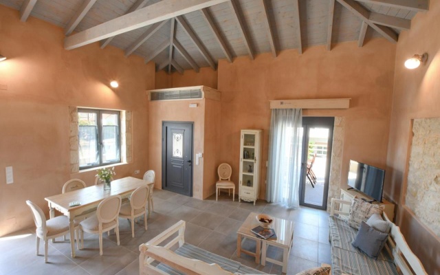 Arismari Villa - Private Pool