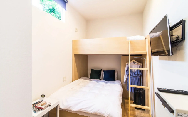 Ten Apartment Hotel