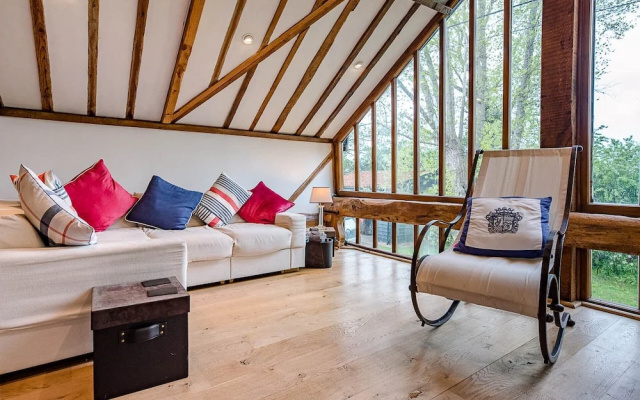 The Hayloft, Clopton