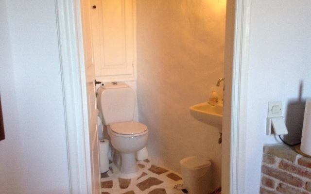 Enchanting Island House on Syros Island, Chroussa Village Surrounded b