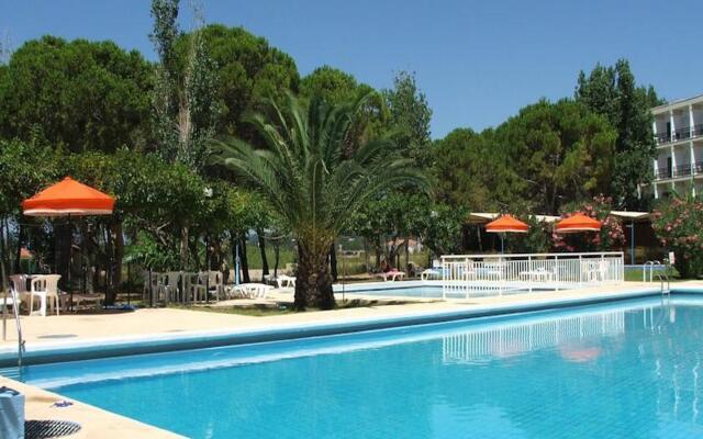 Irinna Hotel