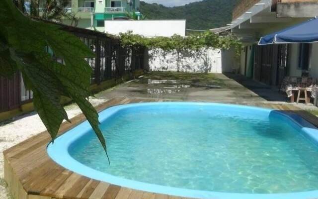 Hostel e Quarto Camping Bombinhas