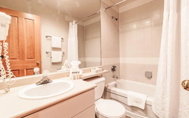 Whistler Vacation Club Lake Placid Lodge - 313