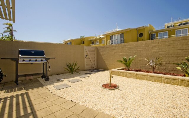 Sandcastles Unit 18 - Fingal Bay